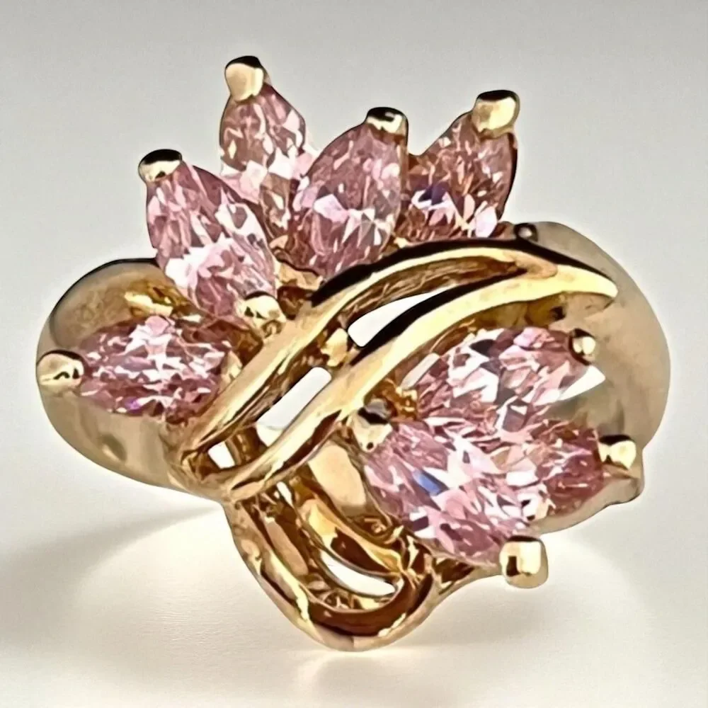 Vintage 1980s Pink CZ Cluster Ring Size 9 14KTGE Gold Plate - 14D